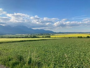 Stavebný pozemok Poprad a okolie s komplet IS,hotovosť - 3