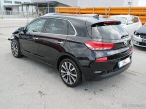 Hyundai i30 1.6 CRDi 136 Style - 3