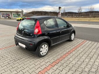 Peugeot 107 1.0i klima servo 5dveř naj. 141 tis. - 3