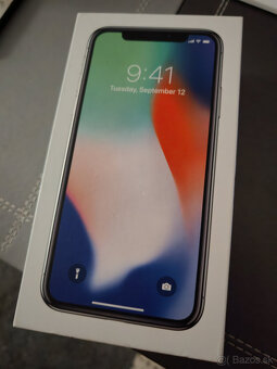 Apple iPhone X 64GB Silver - 3