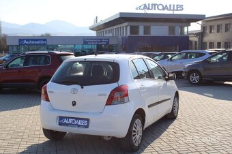 Toyota Yaris 1,0 i 51 kW - 3