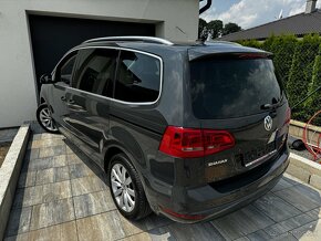 VW Sharan 2.0 tdi Highline ,6 miestny , 4x4 rok 08/2011 - 3