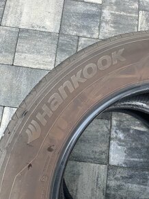 Predám 2x letné pneu HANKOOK 215/65 R17 - 3