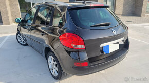 Renault clio 1.5dcii kombi edícia 20TH navigacia - 3