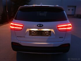 Kia Sorento 2017 2,2CRDI Platinum 7m 4x4 AUTOMAT, max.výbava - 3