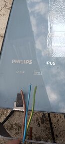 Lampa Philips IP 65 - 3