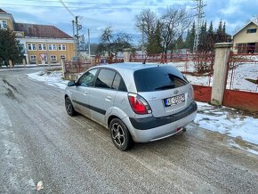 KIA Rio 1.5 crdi 81kw r.2006 - 3