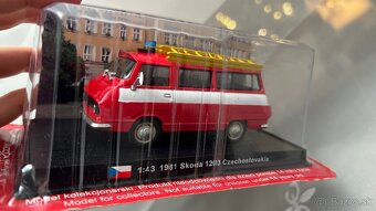 Škoda 1203 Hasiči Czechoslovakia 1981 1:43 časopis s modelom - 3