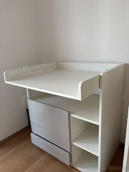 Komoda a prebaľovací pult Ikea - 3