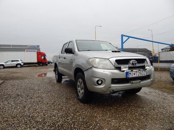 Toyota Hilux DC 2.5 I D-4D Terra - 3