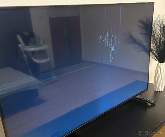 Televízor Samsung UE43DU8072 poškodený - 3