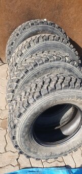 Predám pneu Truck 2000 265/70 r16 - 3