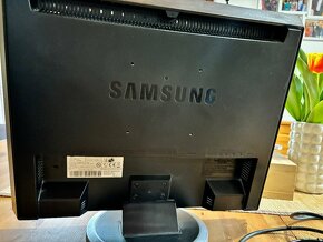 Monitor Samsung - 3