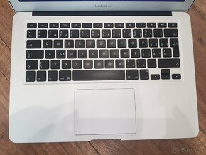 Apple MacBook Air 13,3" Early 2015 - 3