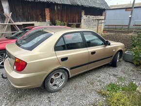 Hyundai Accent rezervované - 3