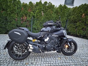 DUCATI Diavel V4 - 3