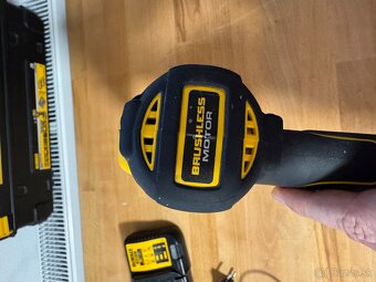 Dewalt DCD796D2 - 3