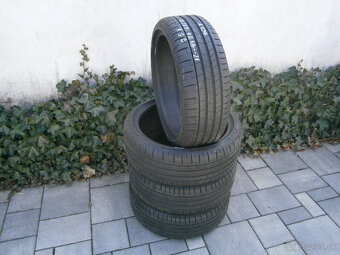 Predám 4x letné pneu Pirelli RSC 205/40 R18 - 3