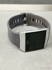 Fitbit Ionic a príslušenstvo - 3