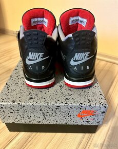 Nike Air Jordan 4 - 3