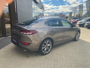 Hyundai i30, 1,5 T-GDI STYLE Fastback - 3