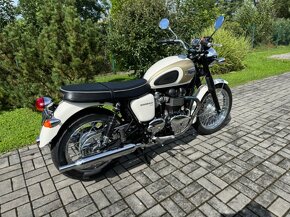 Triumph Bonneville T100 - 3