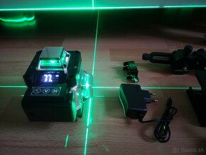 4D LASER SO STATÍVOM A KUFRÍKOM - 3