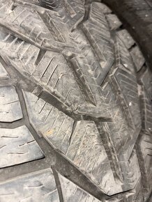 Predám pneumatiky 245/45 R18 - 3