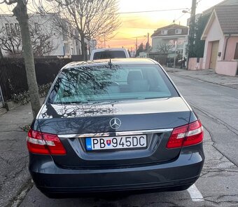 Mercedes-Benz W212 e200 sedan - 3