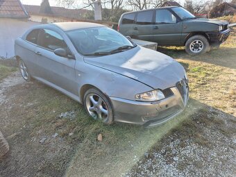 Predám Alfa Romeo GT 110kw Nepojazdne - 3