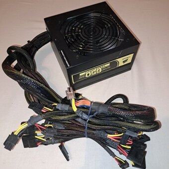 corsair TX650w - 3