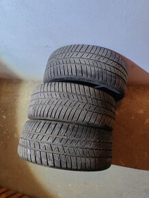 Polaris 225/45 R17 - 3