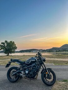 Yamaha XSR 900 - 3