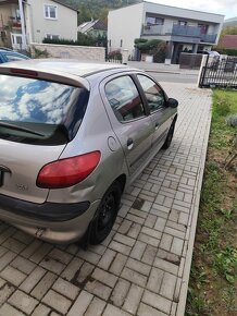 Peugeot 206 - 3