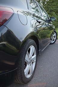 OPEL ASTRA 2.0 TDi - 3