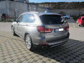 BMW X5 3,0tdi Xdrive 7Mietne.Max vybava ,Panorama,tažne - 3