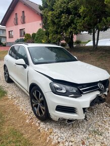 Volkswagen Touareg 3.0tdi 180kw EXCLUSIVE - 3