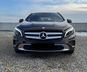 Mercedes-Benz GLA 220 d 4MATIC A/T - 3