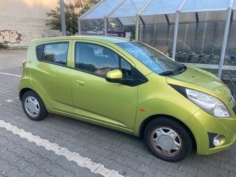 Chevrolet Spark 1.2i rok 2010 rok zelena metalíza svetla - 3