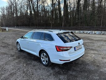 Škoda Superb Combi 2.0 TDI 4x4 140kw - 3