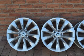 5x112 R19 Hlinikove disky Original Skoda - 3