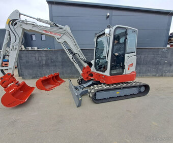 TAKEUCHI TB350R - DIESEL - 3