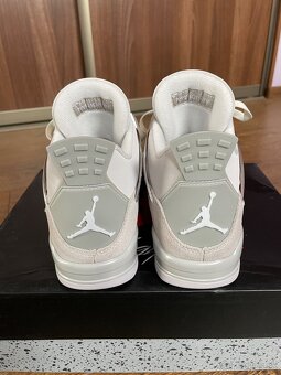 Jordan 4 Frozen Moments - 3