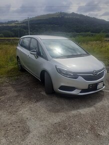 Opel Zafira Tourer - 3