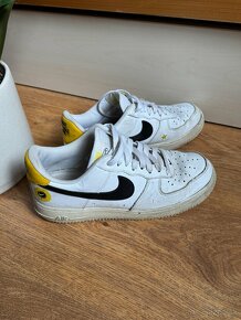 Nike Air Force 1 '07 LV8 - 3