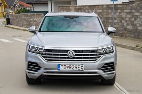 Volkswagen Touareg 3.0 V6 TSI Elegance 4Motion Tiptronic - 3