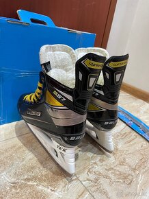 Hokejové korčule Bauer S37 SR 6,5 EE - 3