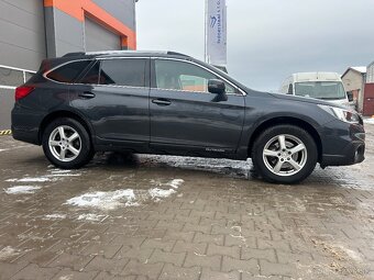 Subaru Outback 2.5i; CVT - 3