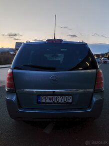 Opel Zafira 2.2 Benzín Automat - 3