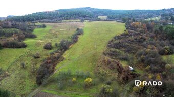 RADO | Obrovský slnečný pozemok v malebnom prostredí obce Zu - 3